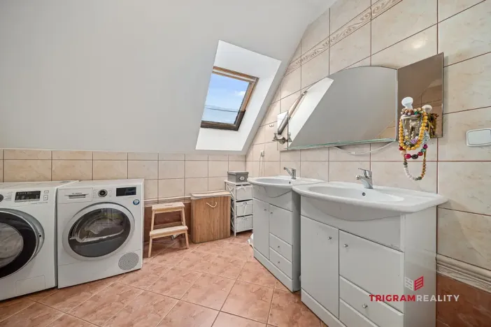 Pronájem bytu 3+kk, Hradec Králové - Nový Hradec Králové, Na Hrázce, 105 m2