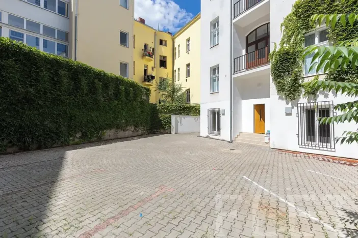 Pronájem bytu 1+kk, Praha - Libeň, Františka Kadlece, 33 m2