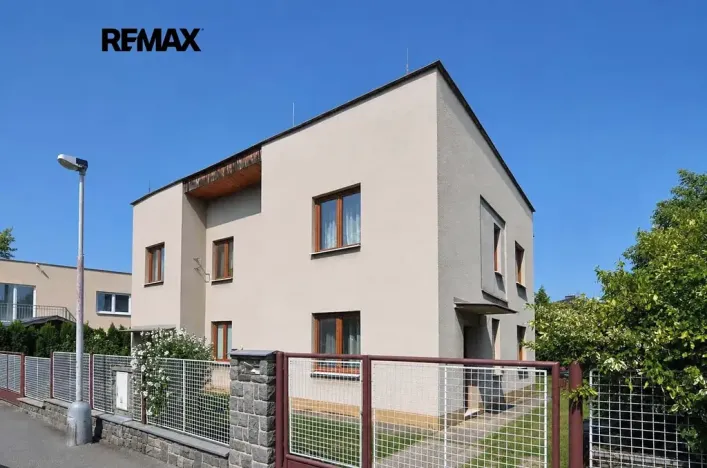 Prodej rodinného domu, Praha - Lhotka, Slepá I, 175 m2