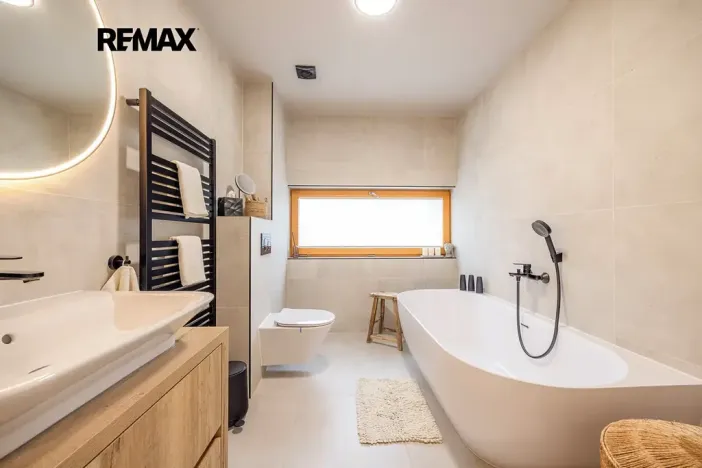 Prodej bytu 4+kk, Praha - Suchdol, Pod rybníčkem, 120 m2