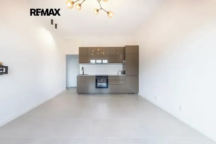Pronájem bytu 2+kk, Praha - Žižkov, Jičínská, 42 m2