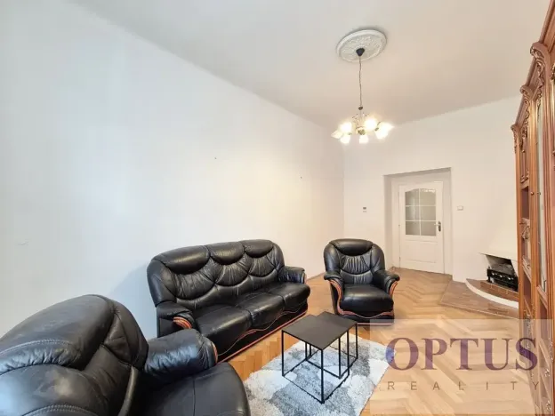 Pronájem bytu 2+1, Praha - Hradčany, Na valech, 78 m2