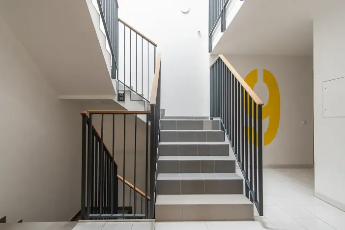 Pronájem bytu 2+kk, Praha - Karlín, Nekvasilova, 67 m2