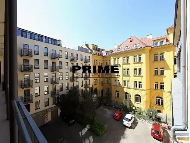 Pronájem kanceláře, Praha - Smíchov, 168 m2