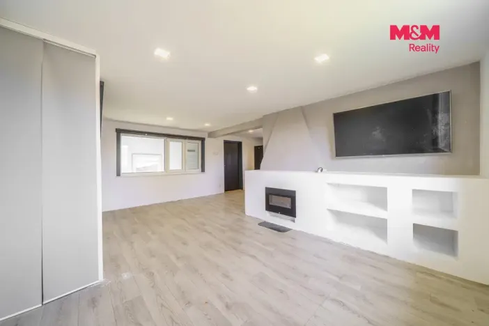 Prodej chalupy, Hroznětín - Velký Rybník, 230 m2