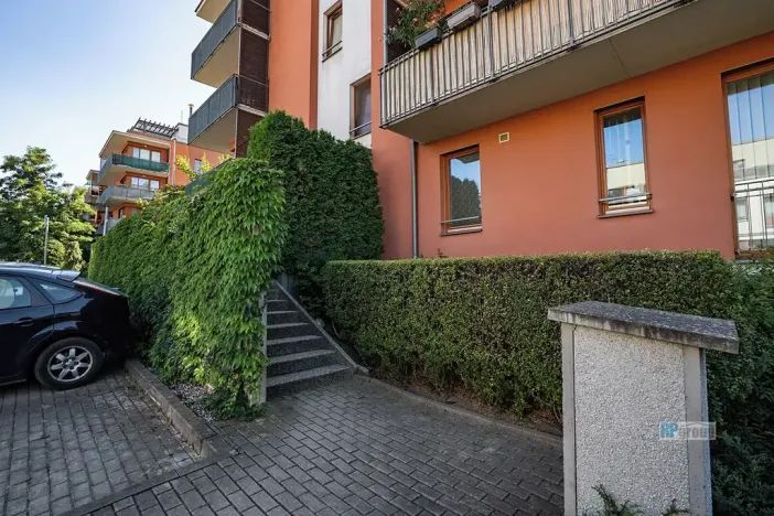 Pronájem bytu 2+kk, Praha - Zbraslav, Pickova, 56 m2