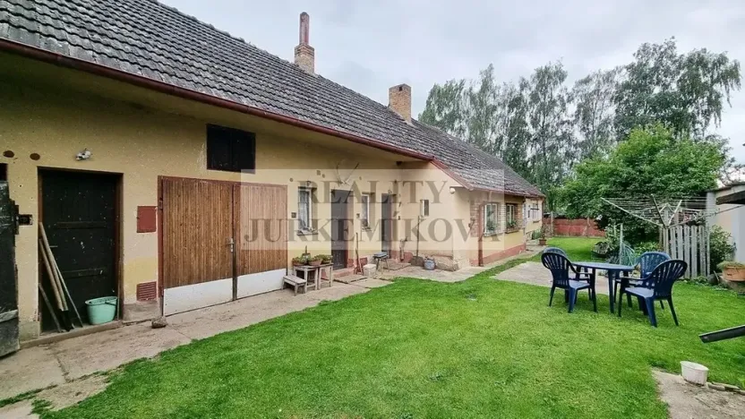 Prodej rodinného domu, Nákří, 567 m2