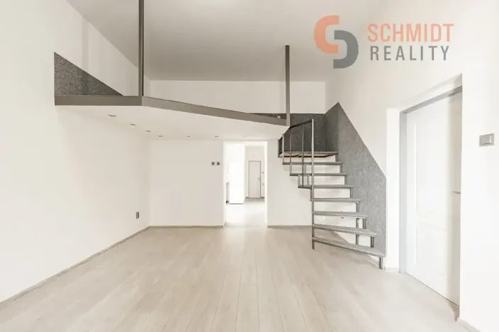 Prodej bytu 2+1, Břeclav, Národních hrdinů, 69 m2