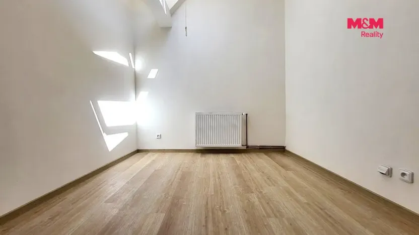 Pronájem bytu 2+kk, Olomouc, Švédská, 80 m2