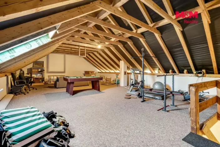 Prodej rodinného domu, Neumětely, V Chaloupkách, 210 m2