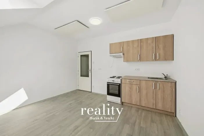 Pronájem bytu 2+kk, Jihlava, Žižkova, 46 m2