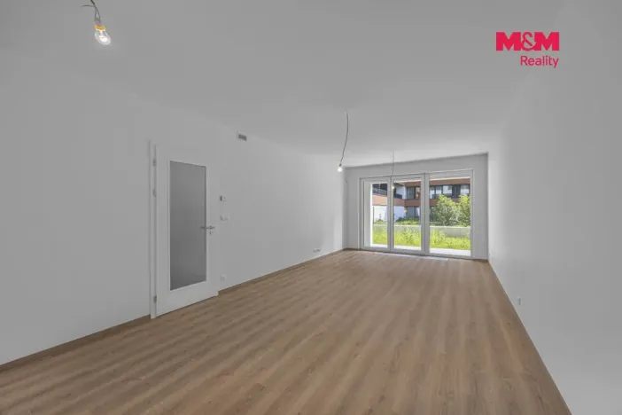 Prodej bytu 2+kk, Praha - Hloubětín, Poděbradská, 71 m2