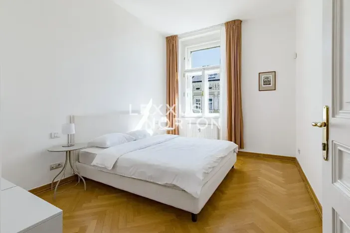 Pronájem bytu 2+kk, Praha - Malá Strana, Újezd, 75 m2