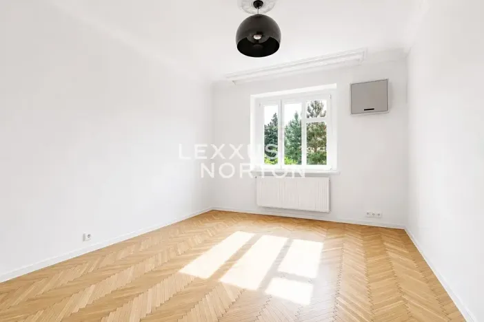 Pronájem vily, Praha - Smíchov, Fráni Šrámka, 413 m2