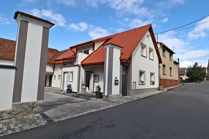 Pronájem bytu 2+kk, Chrastavice, 54 m2