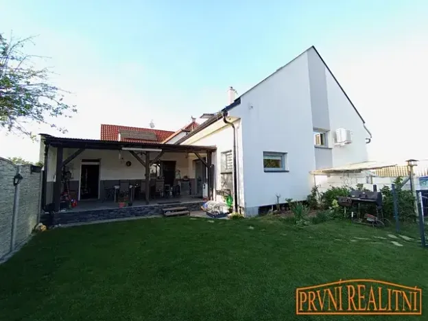 Prodej rodinného domu, Uherský Brod, Kučerovo nám., 210 m2