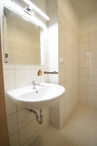 Pronájem bytu 2+1, Praha - Nusle, U gymnázia, 56 m2