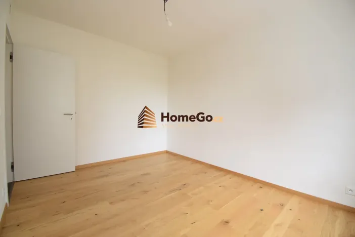 Pronájem bytu 2+kk, Praha - Modřany, Kolmanova, 66 m2
