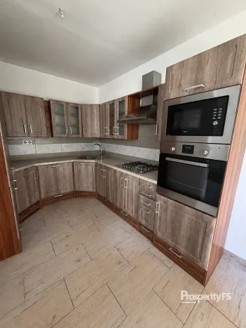 Pronájem bytu 3+1, Slaný, Arbesova, 62 m2