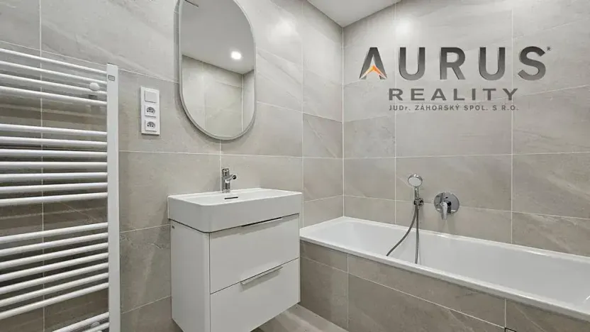 Pronájem bytu 2+kk, Praha - Nusle, Bělehradská, 60 m2