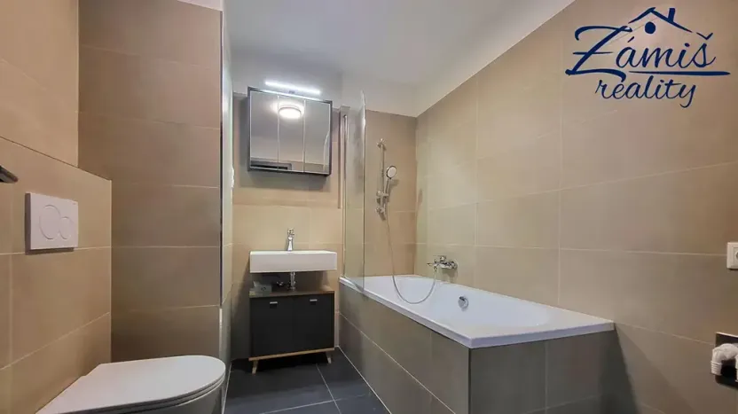 Pronájem bytu 1+kk, Kladno, Štěpána Rautenstraucha, 32 m2