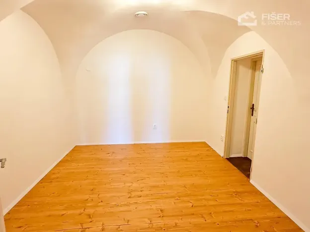 Pronájem bytu 2+1, Valašské Meziříčí, Náměstí, 87 m2