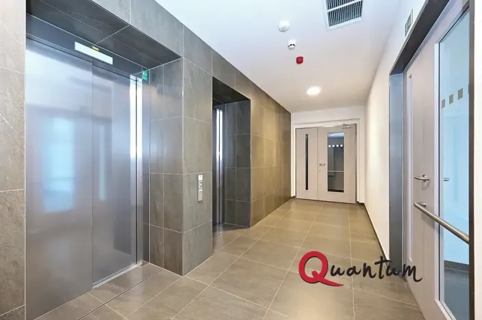 Pronájem bytu 1+kk, Praha - Hloubětín, Poděbradská, 33 m2