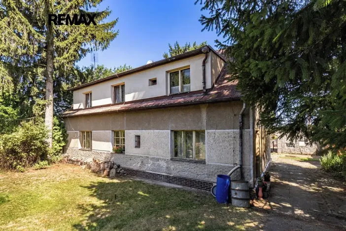 Prodej pozemku pro bydlení, Praha - Pitkovice, Žampiónová, 1941 m2