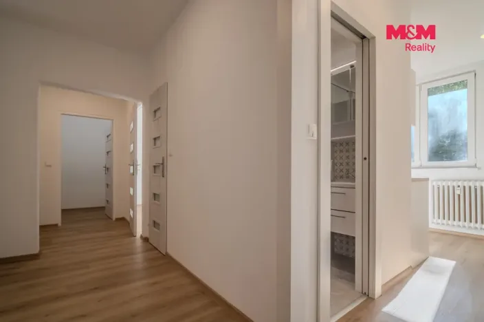Prodej bytu 2+1, Orlová - Lutyně, Masarykova třída, 63 m2