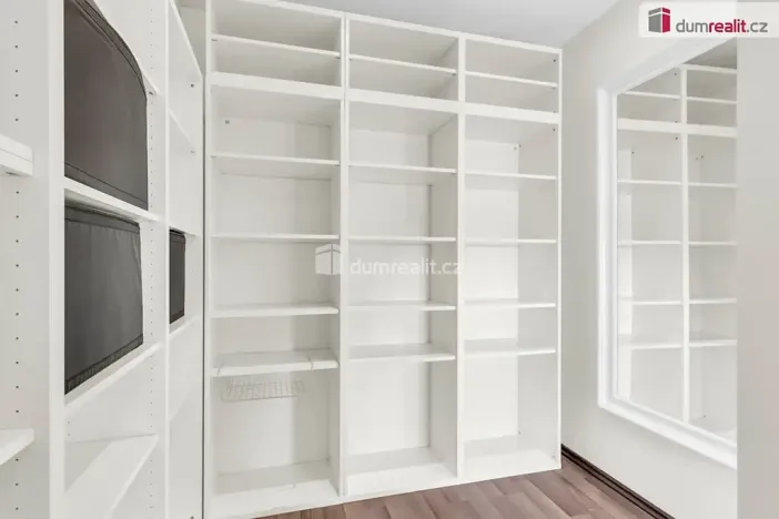 Prodej rodinného domu, Říčany, Strmá, 160 m2