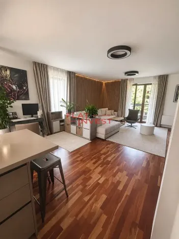 Pronájem bytu 2+kk, Praha - Vršovice, Vršovická, 80 m2