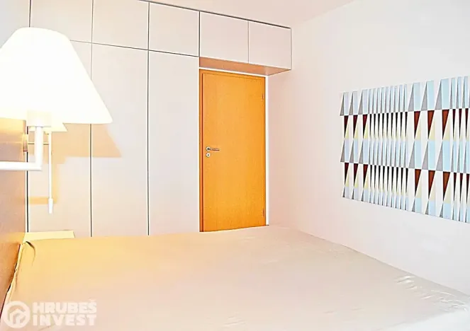 Pronájem bytu 2+kk, Hradec Králové, Rybova, 55 m2