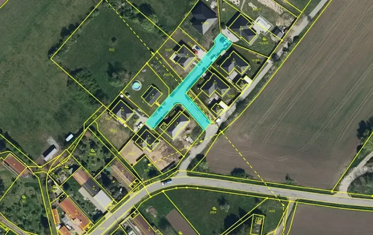 Dražba pozemku, Dolany, 990 m2