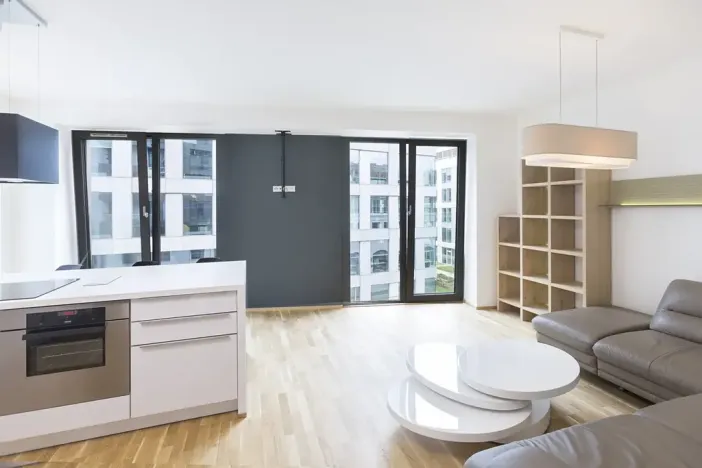 Pronájem bytu 2+kk, Praha - Karlín, Pernerova, 60 m2