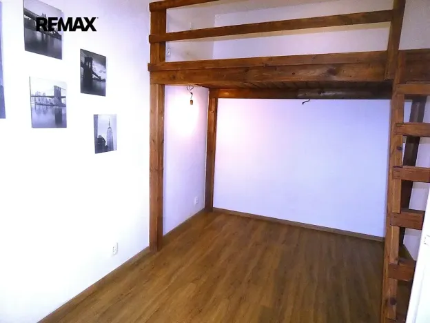 Pronájem bytu 2+kk, Praha - Smíchov, Staropramenná, 40 m2