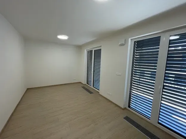 Pronájem bytu 3+kk, Praha - Řeporyje, Haenkeho, 80 m2