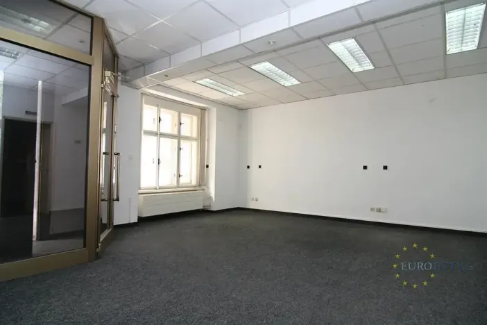 Pronájem obchodního prostoru, Praha - Žižkov, Hájkova, 60 m2