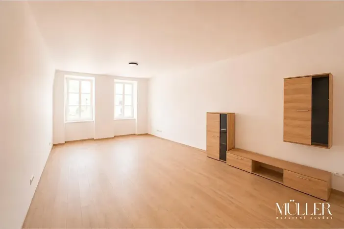 Pronájem bytu 1+1, Dobruška, nám. F. L. Věka, 36 m2