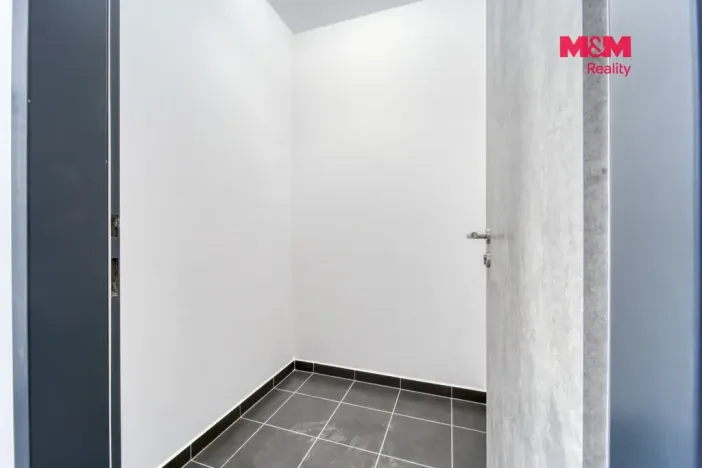 Pronájem bytu 1+kk, Plzeň, Měděná, 41 m2