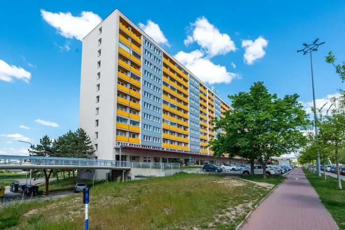 Prodej bytu 3+1, Hradec Králové, třída Edvarda Beneše, 99 m2