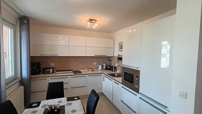 Prodej bytu 3+kk, Pula, Chorvatsko, 70 m2