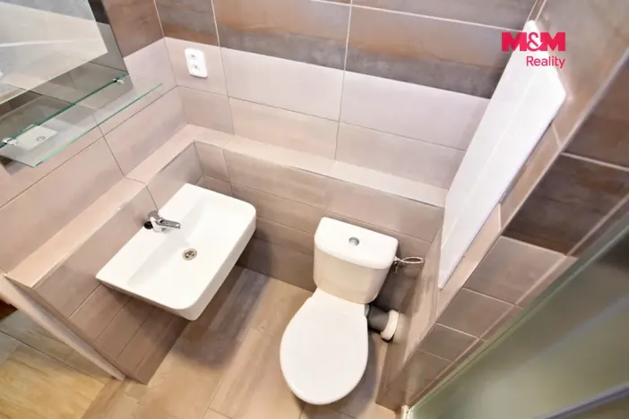 Pronájem bytu 1+1, Děčín - Děčín III-Staré Město, Rakovnická, 36 m2