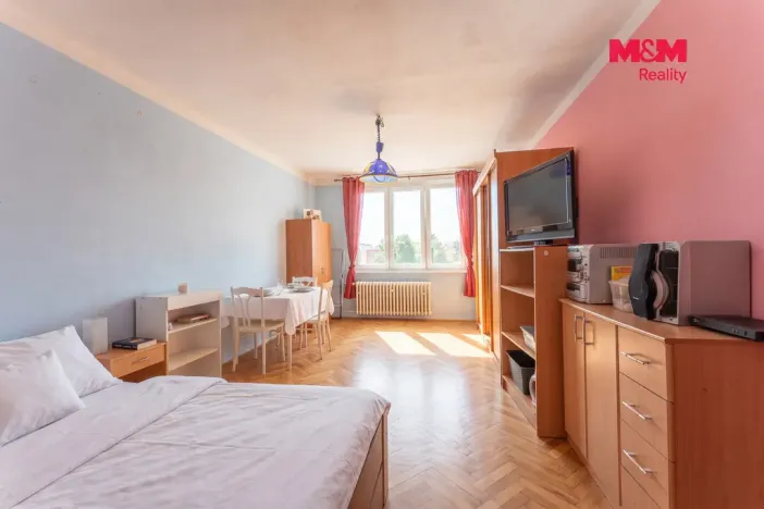 Prodej bytu 3+1, Toužim, Sídliště, 84 m2