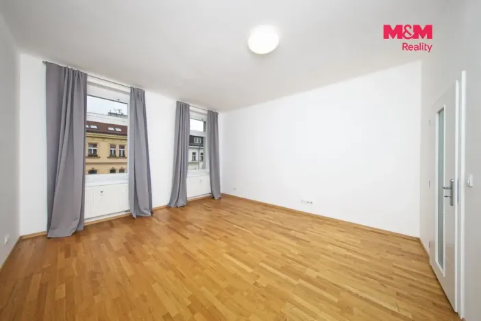 Pronájem bytu 3+1, Praha - Vinohrady, Vinohradská, 119 m2