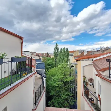 Pronájem bytu 2+1, Praha - Karlín, Březinova, 90 m2