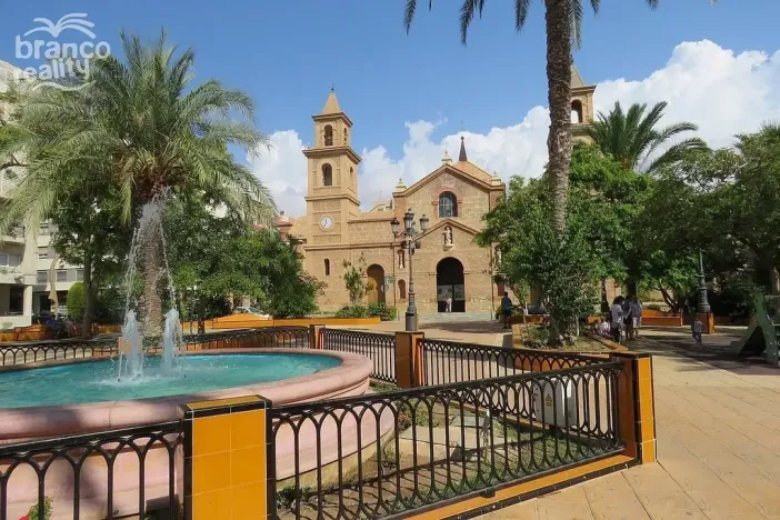 Prodej rodinného domu, Torrevieja, Alicante, Španělsko, 75 m2