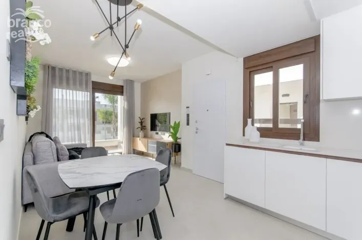 Prodej rodinného domu, Torrevieja, Alicante, Španělsko, 63 m2