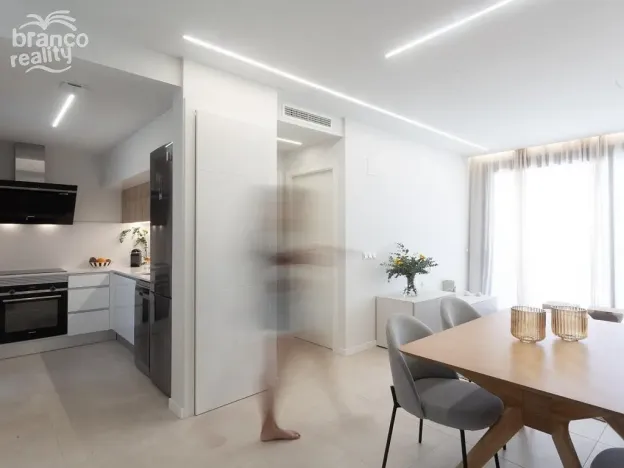 Prodej bytu 4+kk, Denia, Alicante, Španělsko, 102 m2