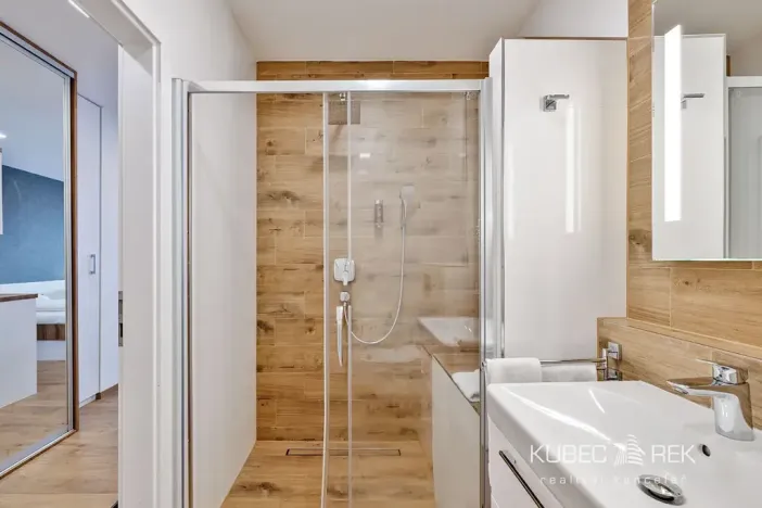 Prodej ubytování, Frymburk, 90 m2
