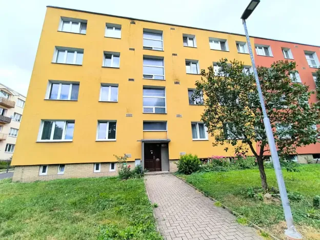 Pronájem bytu 2+1, Lovosice, Sady pionýrů, 56 m2